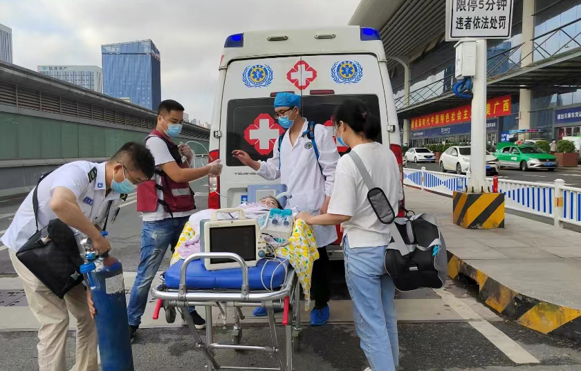 谷城县救护车出租公司